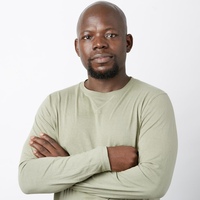 Tunde Akinnuwa estimated net worth profile