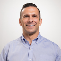 Derek Herrera estimated net worth profile