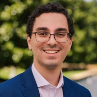 Parsa Modareszadeh estimated net worth profile