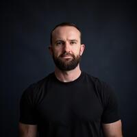 Simon White estimated net worth profile