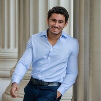 Aziz Hanafi estimated net worth profile