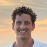 Ryan Elliott estimated net worth profile