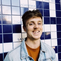 Tom Bates estimated net worth profile