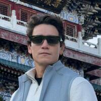 Simon Chamorro estimated net worth profile