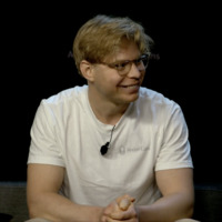 Lukas Petersson estimated net worth profile