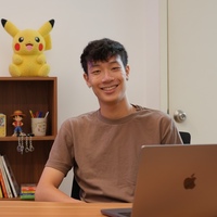 Bright Xu