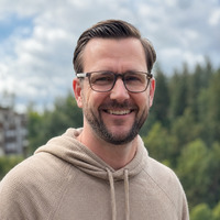 Mike Stachowiak estimated net worth profile